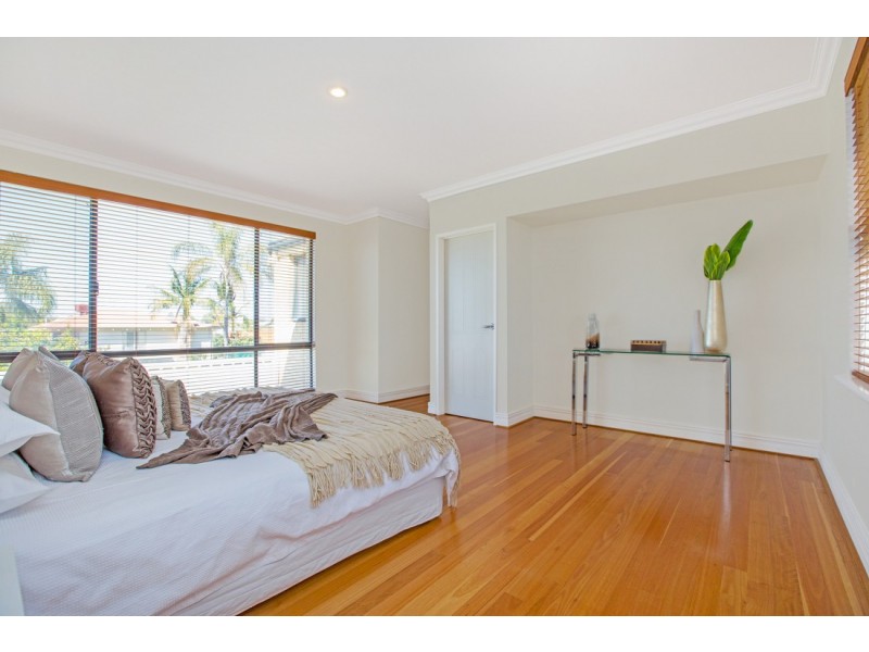 14 Lutey Road, Attadale WA 6156