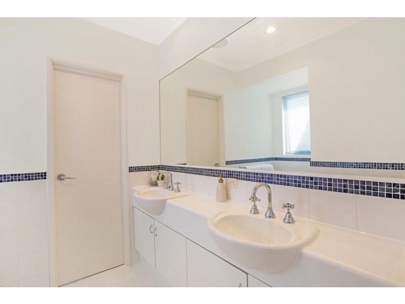 14 Lutey Road, Attadale WA 6156