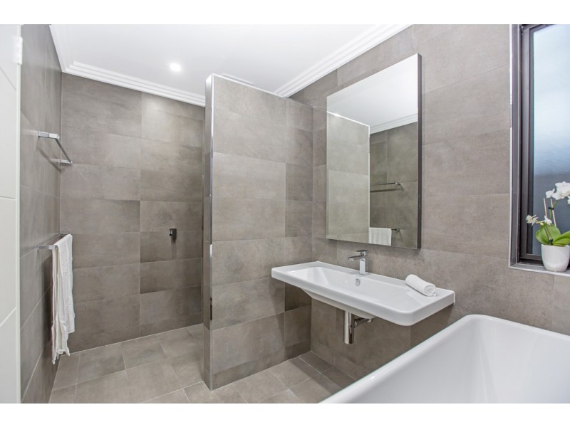 73b Coogee Rd, Ardross WA 6153