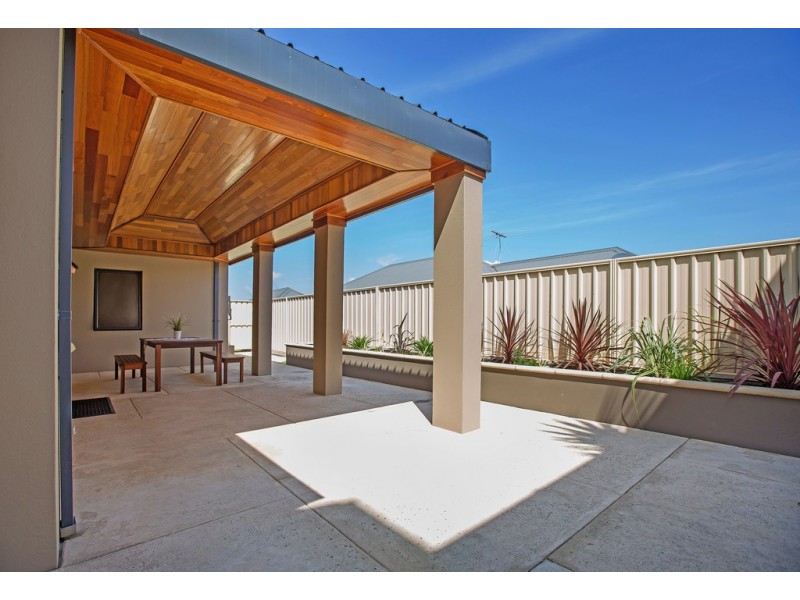 38 Bayview Terrace, Yangebup WA 6164