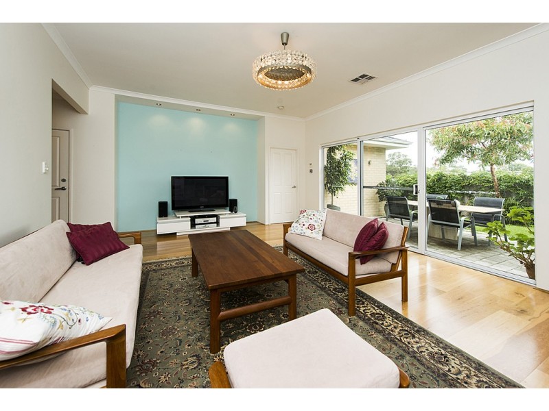 55B Coleman Crescent, Melville WA 6156