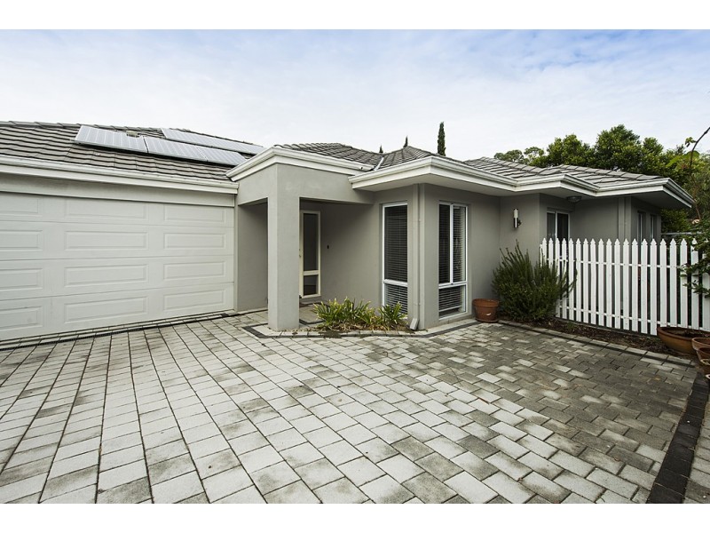 55B Coleman Crescent, Melville WA 6156