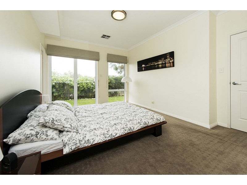 55B Coleman Crescent, Melville WA 6156