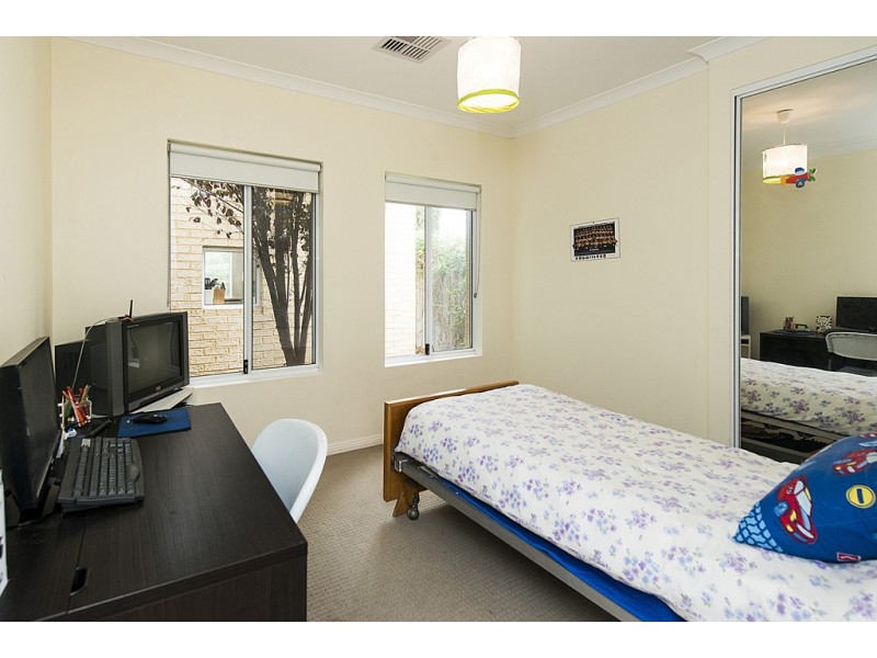 55B Coleman Crescent, Melville WA 6156