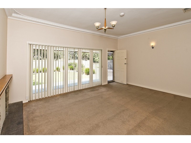 682 Canning Hwy, Applecross WA 6153