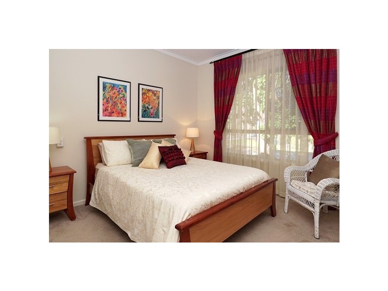 26 Canning Ave, Mount Pleasant WA 6153