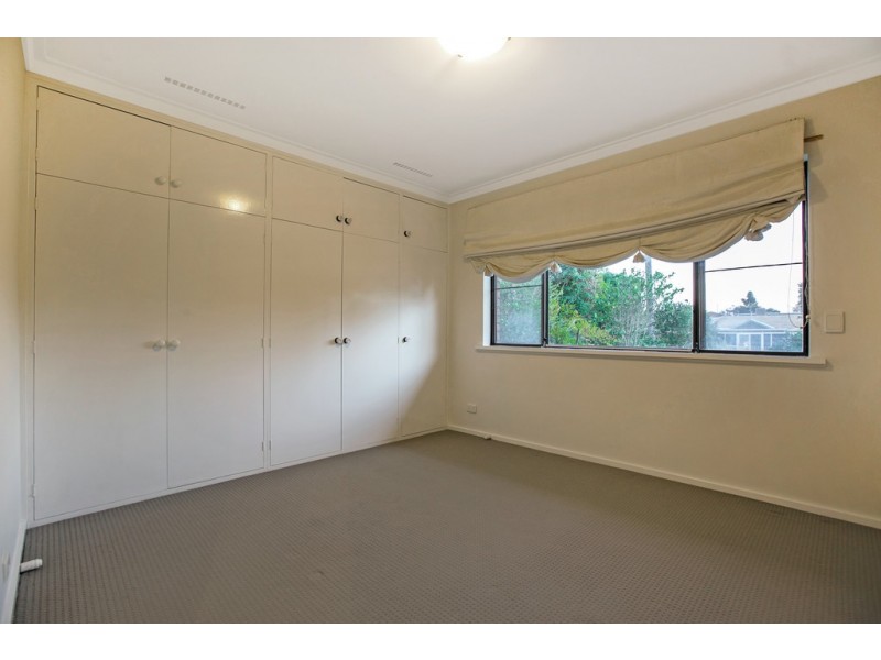 4 Albatross Pass, Willetton WA 6155