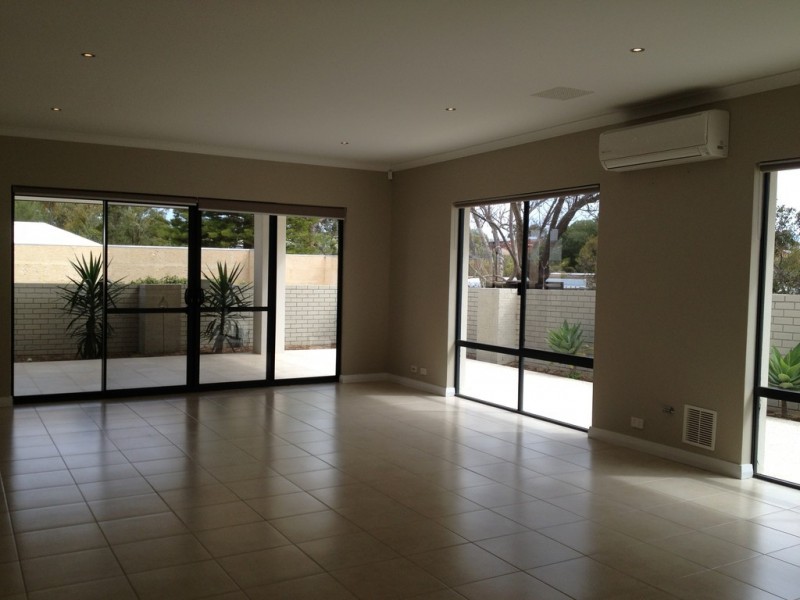 121a Samson Street, White Gum Valley WA 6162