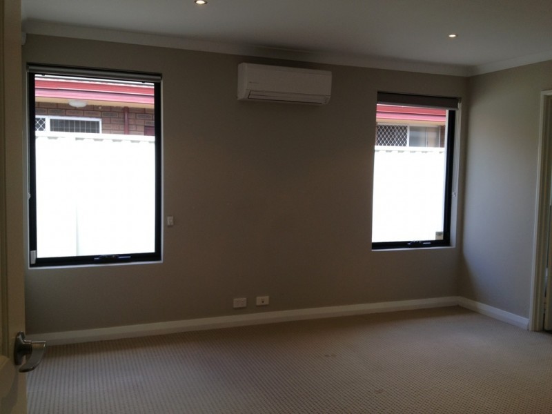 121a Samson Street, White Gum Valley WA 6162