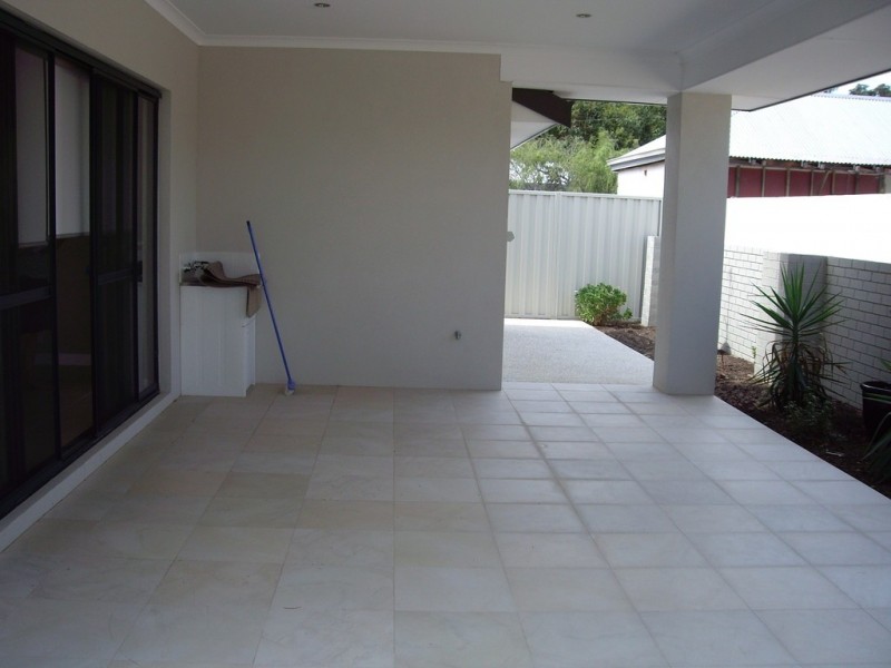 121a Samson Street, White Gum Valley WA 6162