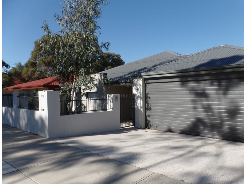 121a Samson Street, White Gum Valley WA 6162