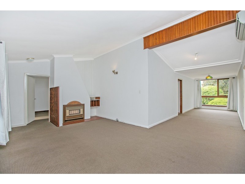 6 Ratcliffe Road, Booragoon WA 6154