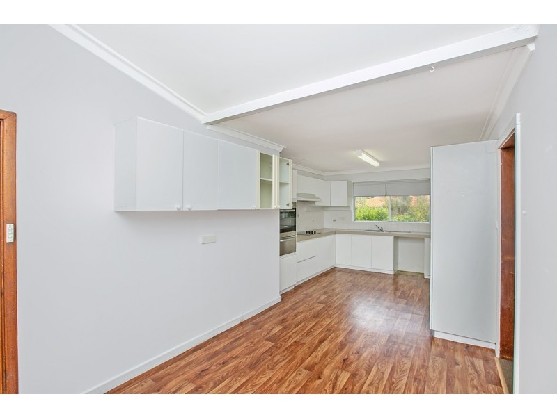 6 Ratcliffe Road, Booragoon WA 6154