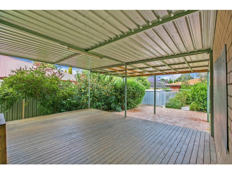 6 Ratcliffe Road, Booragoon WA 6154