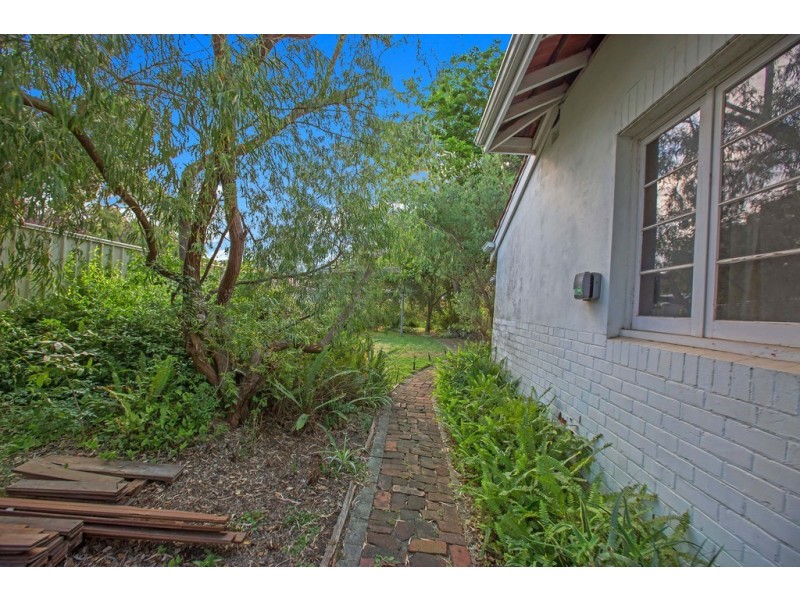 5 McCallum Crescent, Ardross WA 6153