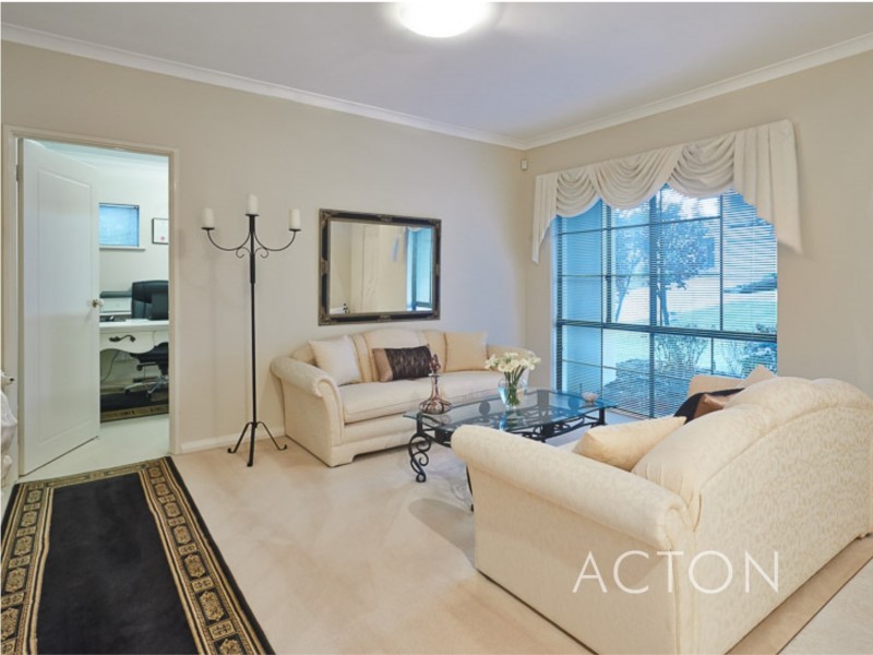 26 Searle Road, Ardross WA 6153