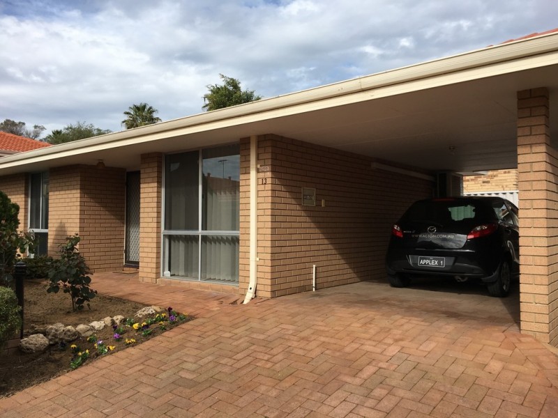 13/6-8 Pinewood Avenue, Kardinya WA 6163