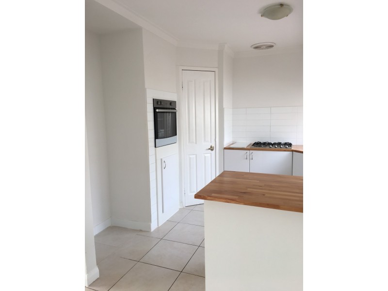 13/6-8 Pinewood Avenue, Kardinya WA 6163