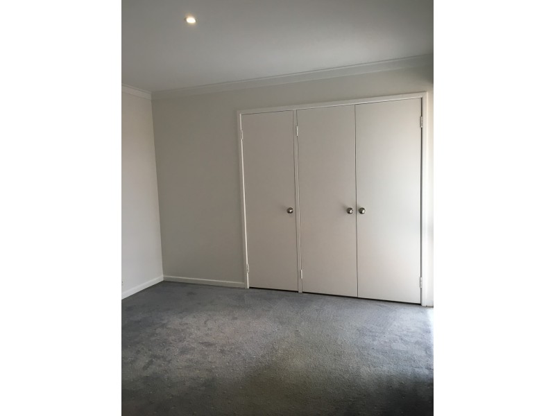 13/6-8 Pinewood Avenue, Kardinya WA 6163