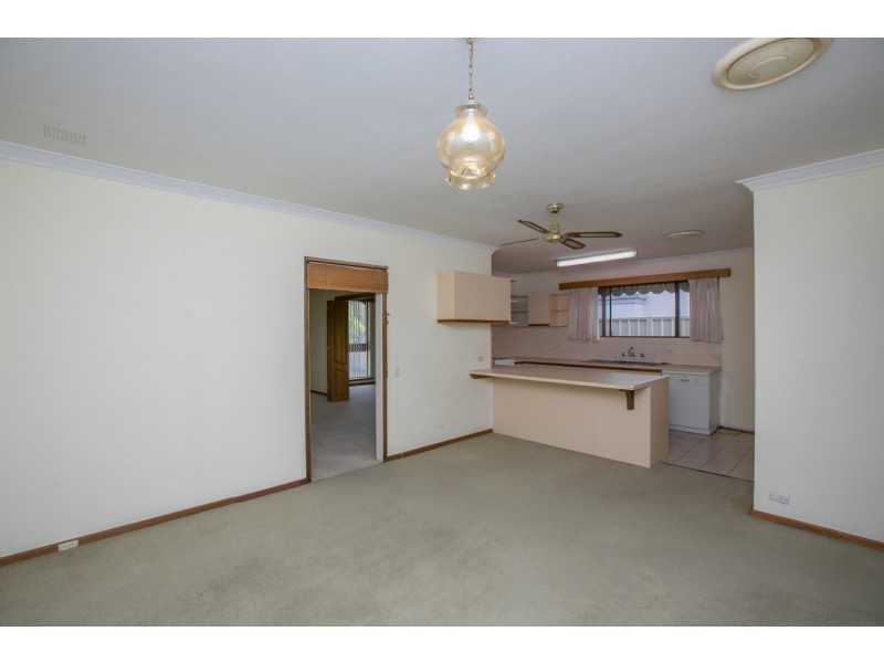 38 Siddons Way, Booragoon WA 6154