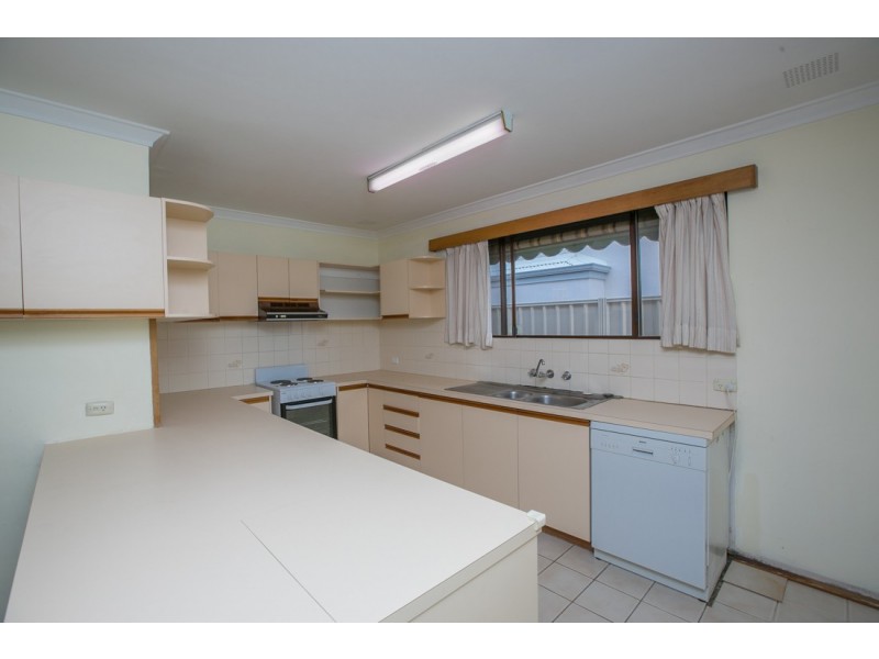 38 Siddons Way, Booragoon WA 6154