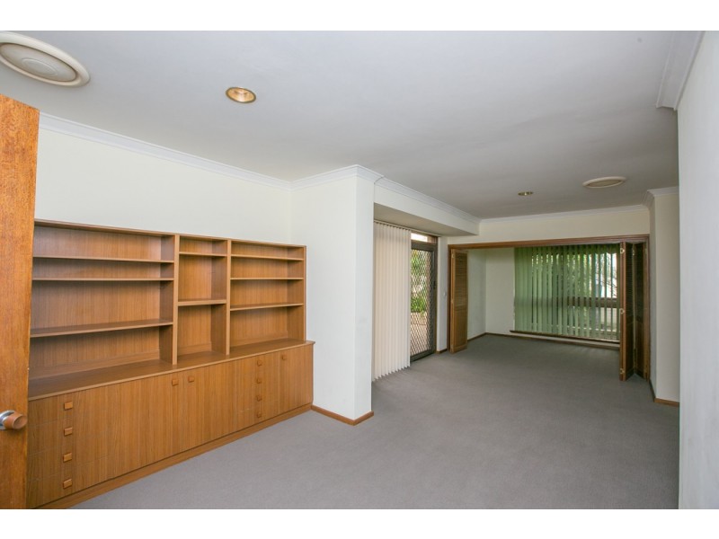 38 Siddons Way, Booragoon WA 6154