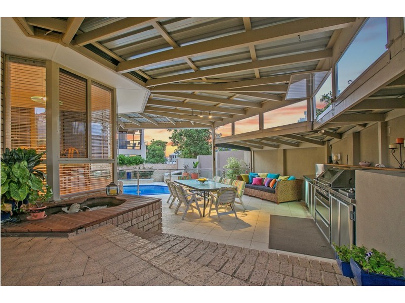 21 Robert Street, Como WA 6152