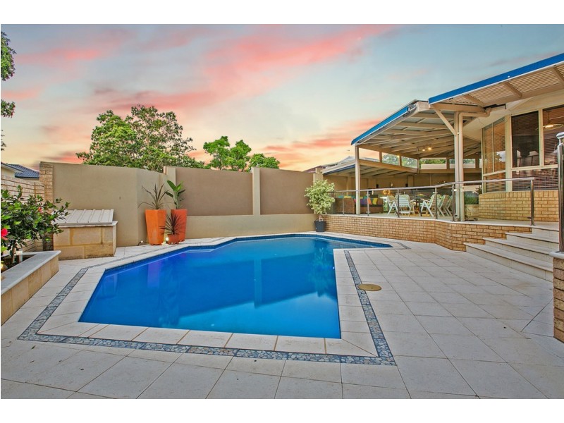 21 Robert Street, Como WA 6152