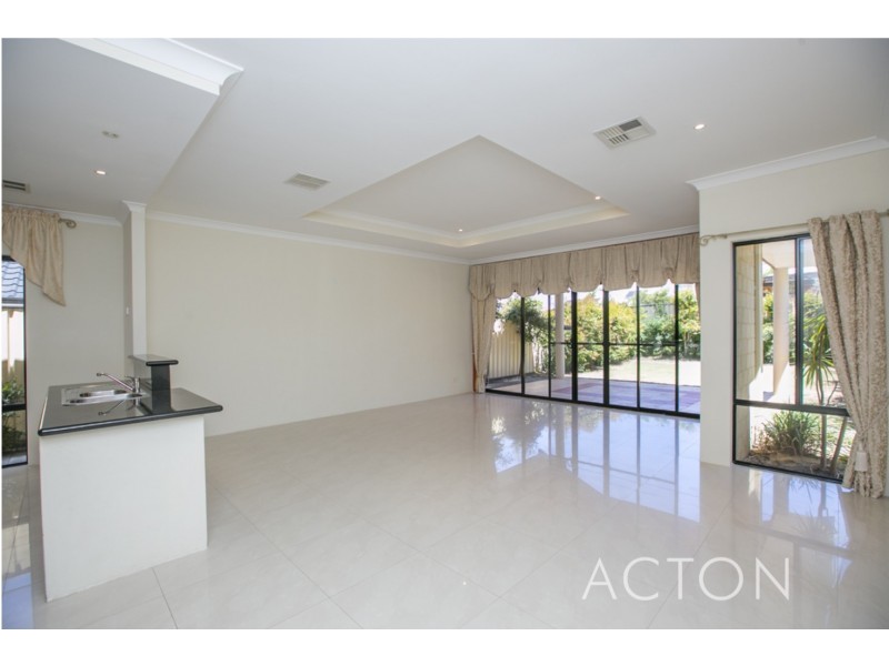 14b Canna Way, Ardross WA 6153