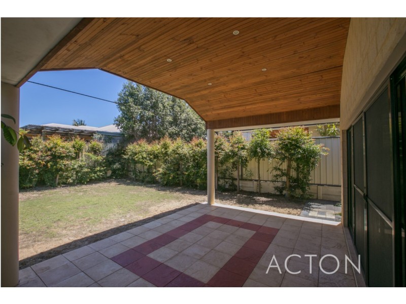 14b Canna Way, Ardross WA 6153