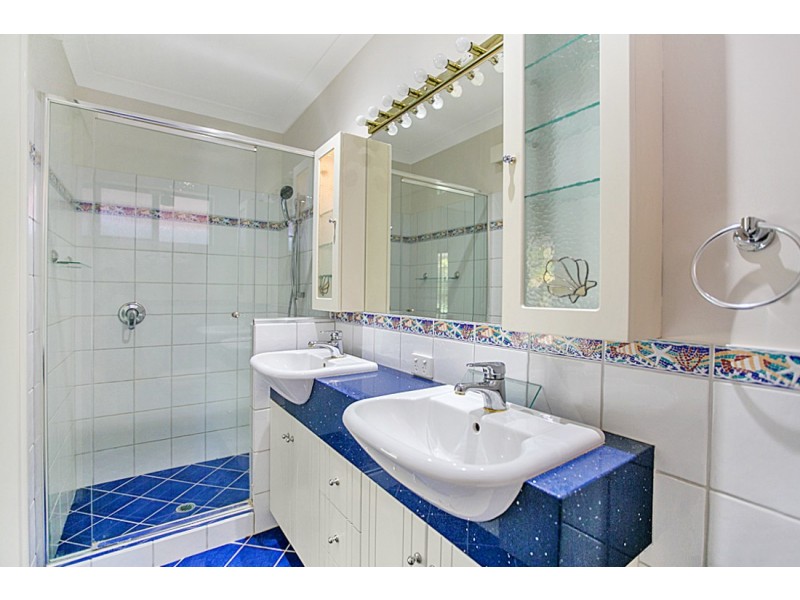 8 Hatfield Way, Booragoon WA 6154