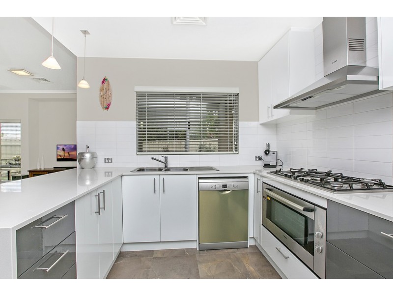 6 Charles Street, Karrinyup WA 6018