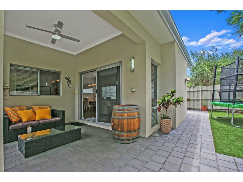 6 Charles Street, Karrinyup WA 6018