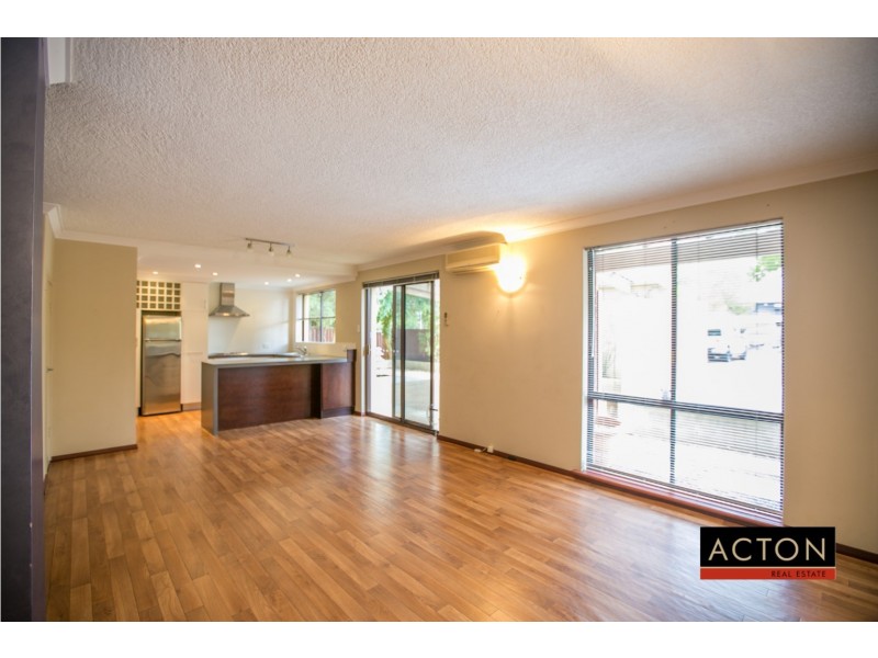 8/8 First Avenue, Applecross WA 6153