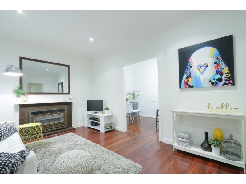 27B Jagoe Loop, Willagee WA 6156