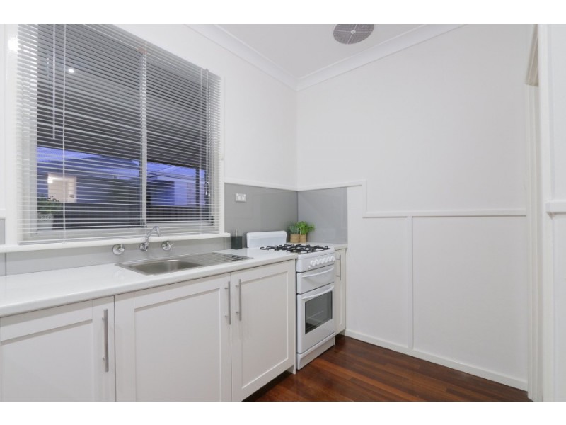 27B Jagoe Loop, Willagee WA 6156