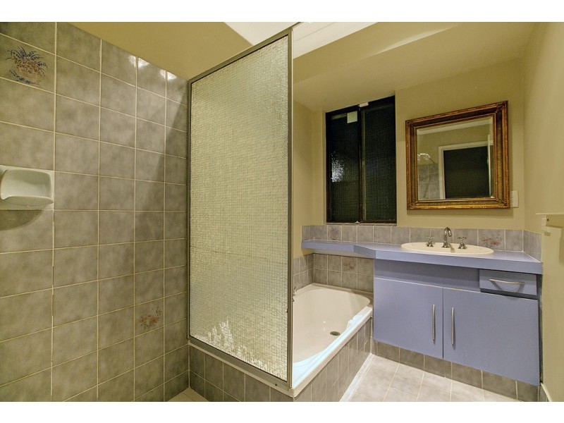 52 Ionesco St, Spearwood WA 6163