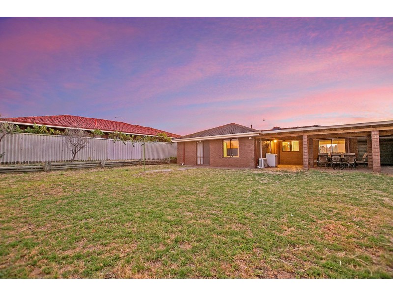 52 Ionesco St, Spearwood WA 6163