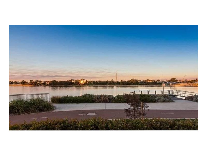 NG01/70 Canning Beach Road, Applecross WA 6153