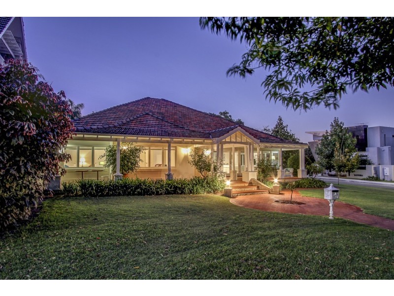 1 Baldwin Avenue, Mount Pleasant WA 6153