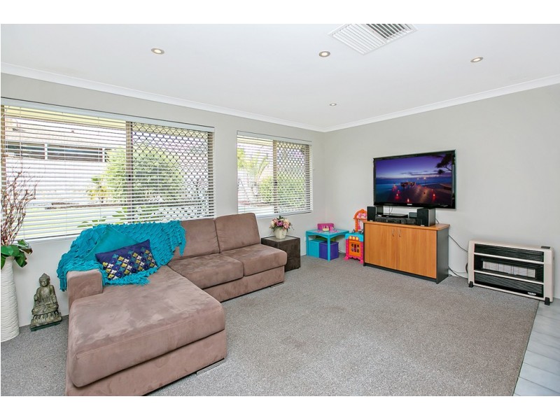 14 Michigan Heights, Success WA 6164