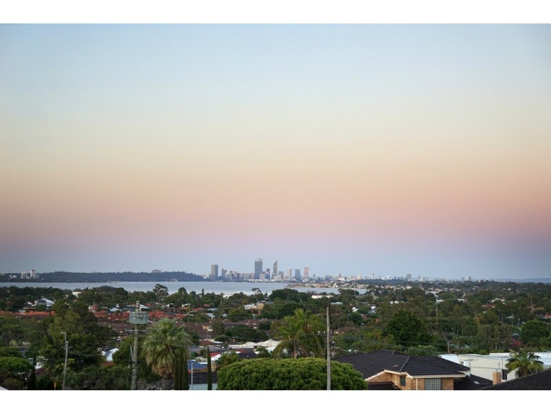 15B Renton Street, Melville WA 6156