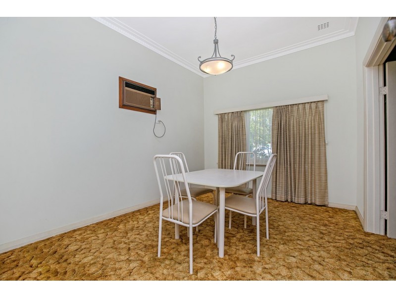 11 Doney Street, Alfred Cove WA 6154