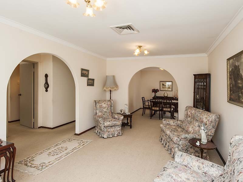 62B Marcus Ave, Booragoon WA 6154