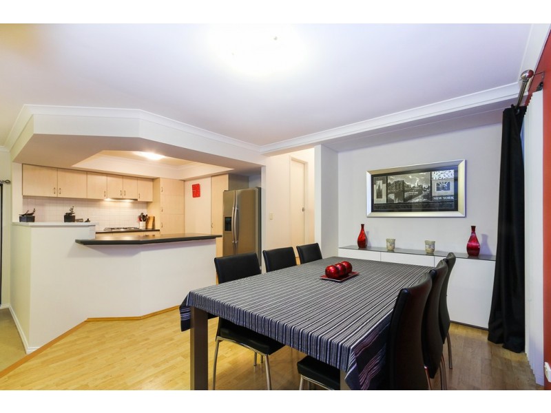 20a Searle Rd, Ardross WA 6153