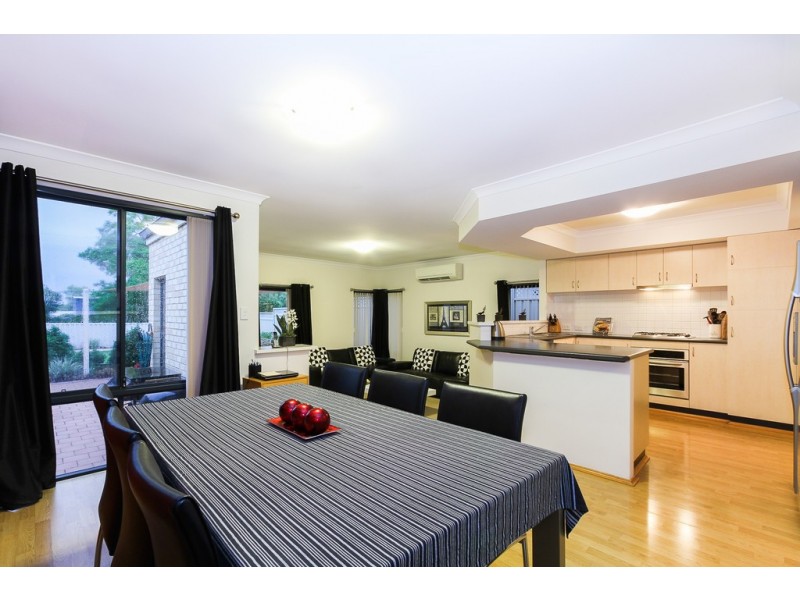 20a Searle Rd, Ardross WA 6153