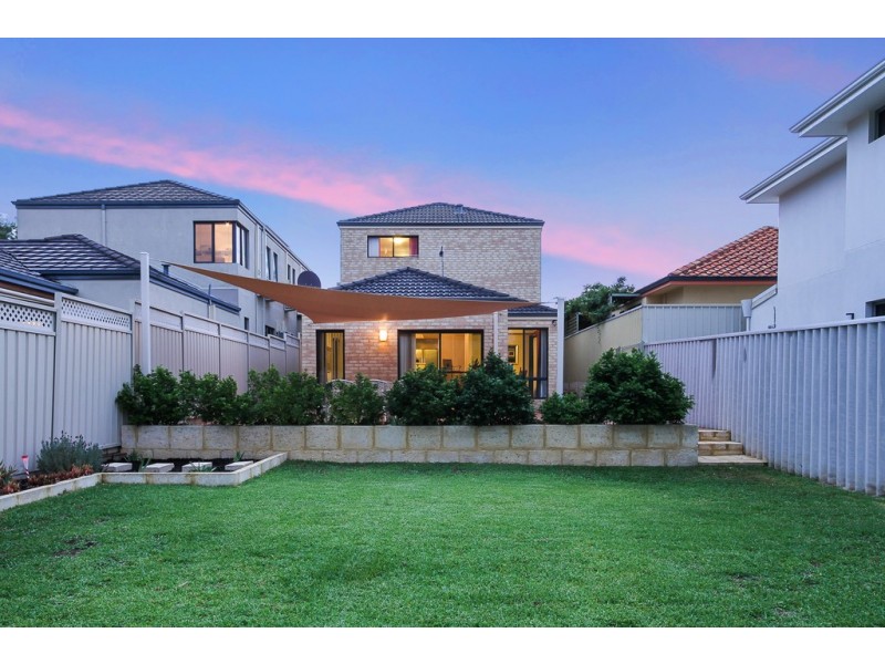 20a Searle Rd, Ardross WA 6153