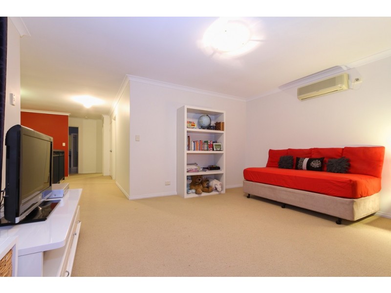 20a Searle Rd, Ardross WA 6153