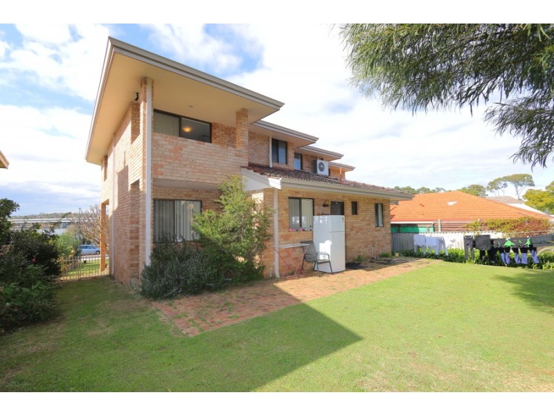 217 The Esplanade, Mount Pleasant WA 6153