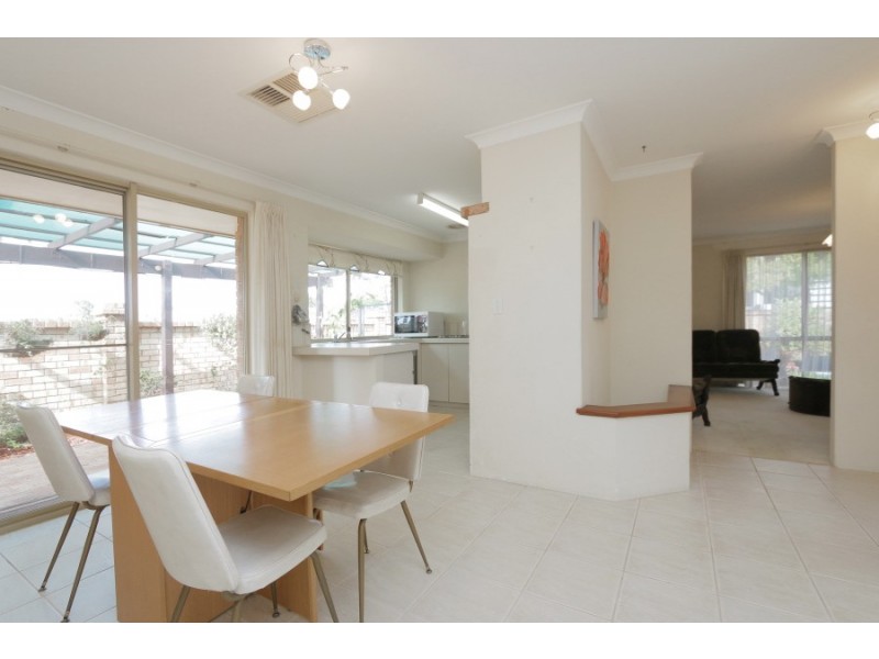 1 Grimsay Road, Ardross WA 6153